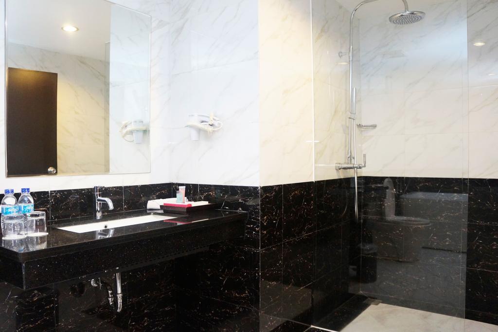 Orchardz Hotel Ayani Pontianak Kültér fotó