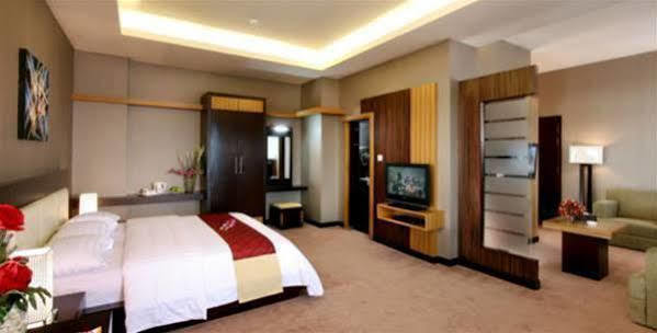 Orchardz Hotel Ayani Pontianak Kültér fotó